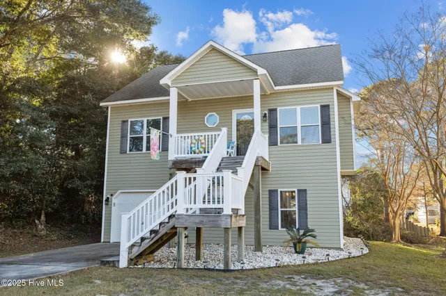 $725,000 | 313 Loblolly Street, Emerald Isle, NC 28594