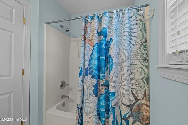 $725,000 | 313 Loblolly Street, Emerald Isle, NC 28594