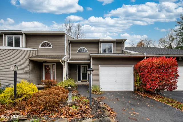$338,000 | 2013 Rosedale Way, Guilderland, NY 12303