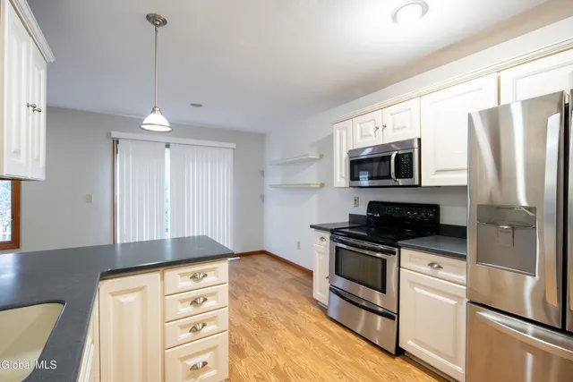 $338,000 | 2013 Rosedale Way, Guilderland, NY 12303