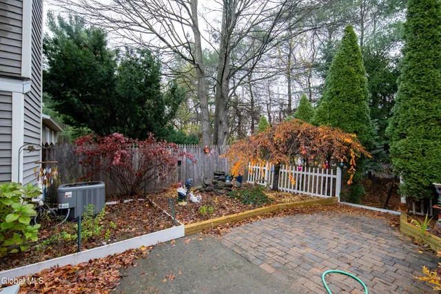 $338,000 | 2013 Rosedale Way, Guilderland, NY 12303