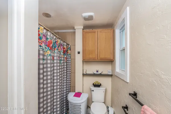 $229,900 | 233-235 Grand Street, Amsterdam, NY 12010