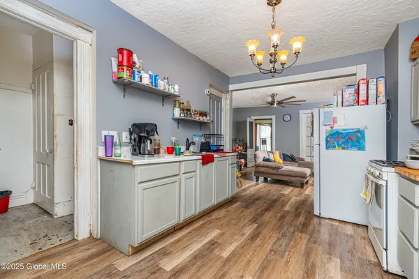 $229,900 | 233-235 Grand Street, Amsterdam, NY 12010