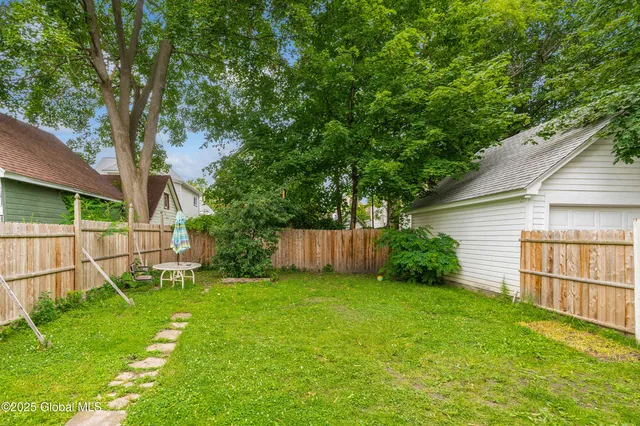 $229,900 | 233-235 Grand Street, Amsterdam, NY 12010