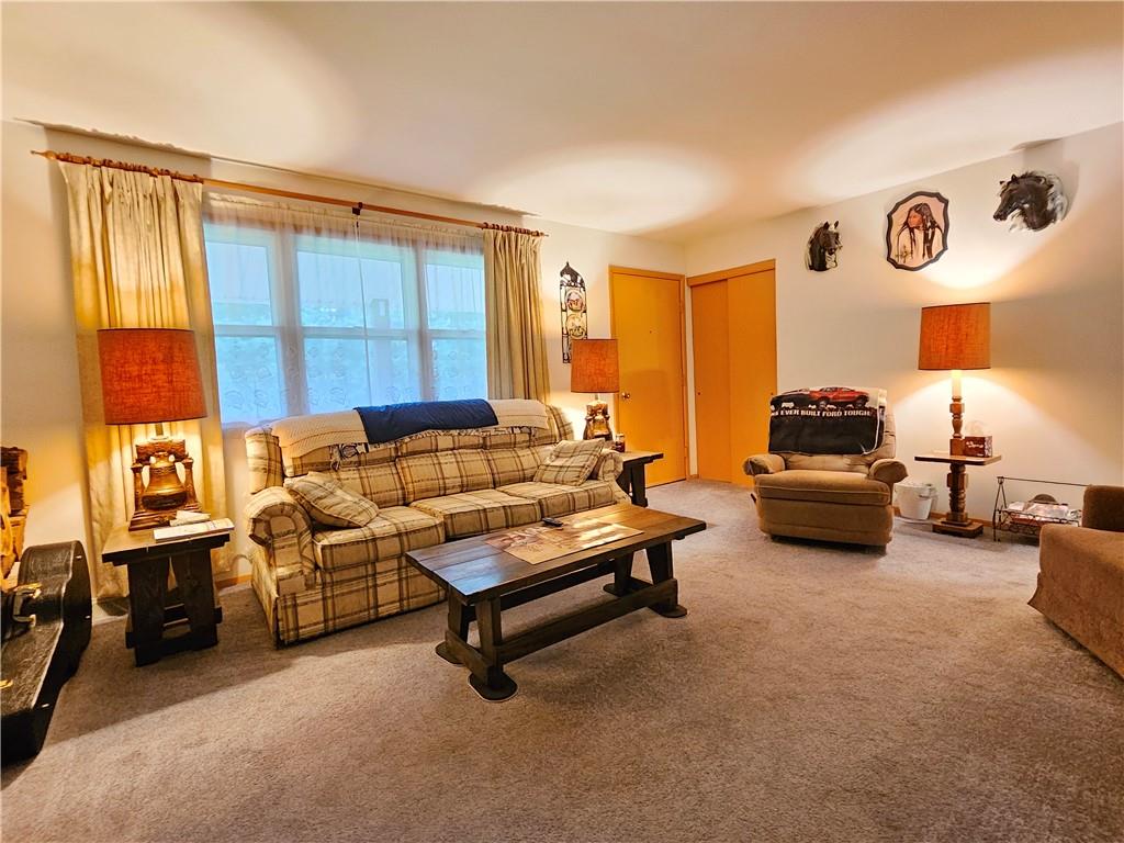 354 Thompson Road Chicora, PA 16025 - Photo 7 of 30 Gallery Image 7