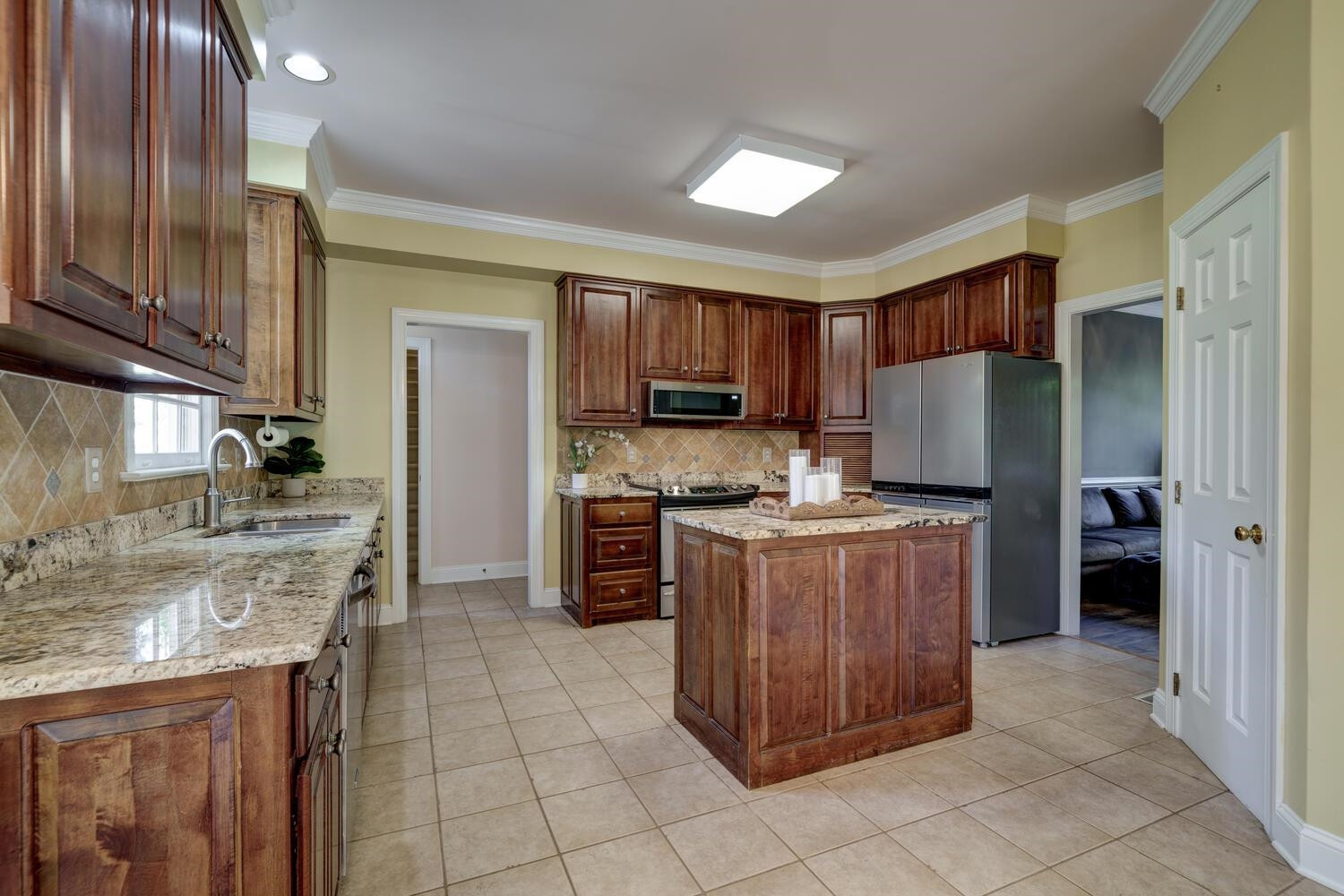 5112 Salem Ridge Road Holly Springs, NC 27540 - Photo 10 of 30 Kitchen