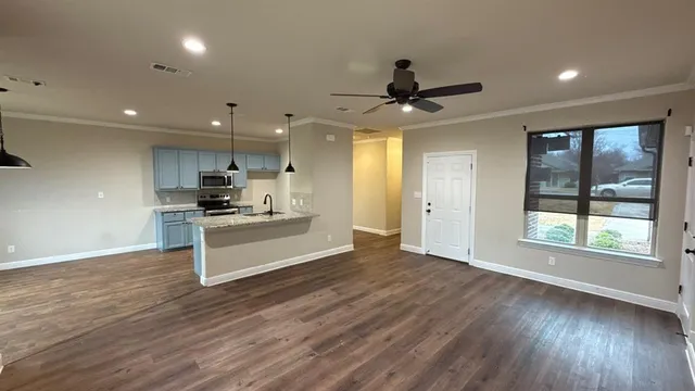 $239,900 | 1020 Rice Street, Denison, TX 75020