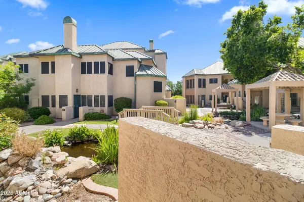 $1,799 | 101 North 7th Street, Unit 249, Phoenix, AZ 85034