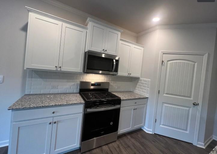 817 HighGrove Way Hiram, GA 30141 - Photo 7 of 26