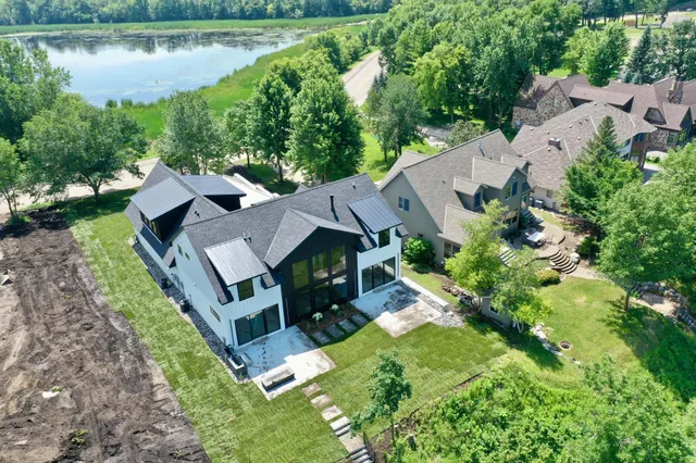 $2,188,800 | 11694 Indian Beach Road, Spicer, MN 56288