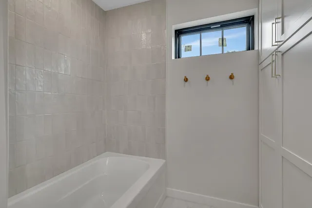 $2,188,800 | 11694 Indian Beach Road, Spicer, MN 56288