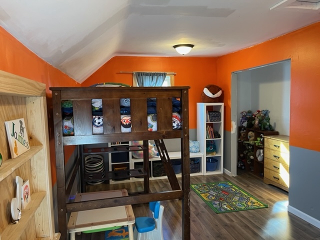 606 North 3rd Street Rochelle, IL 61068 - Photo 26 of 36 a view of an chairs and table in a room