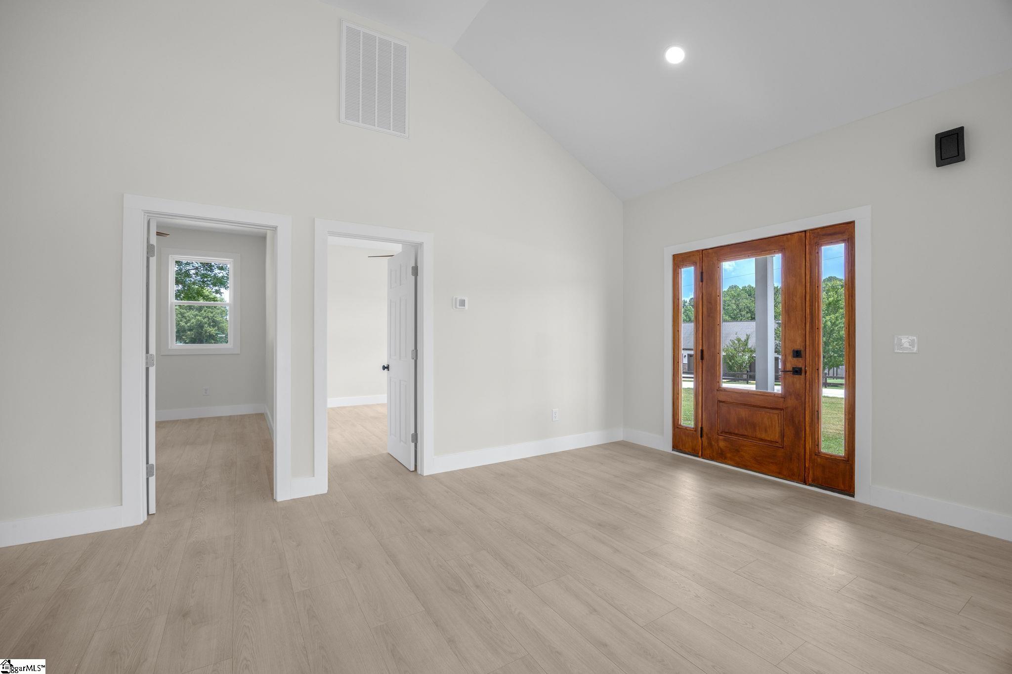 2024 Edwards Lake Road Greer, SC 29651 - Photo 6 of 39