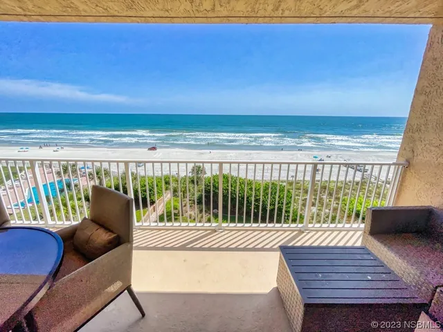 a view of an ocean beach