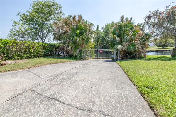 $524,900 | 2134 Kirkland Lake Drive, Auburndale, FL 33823