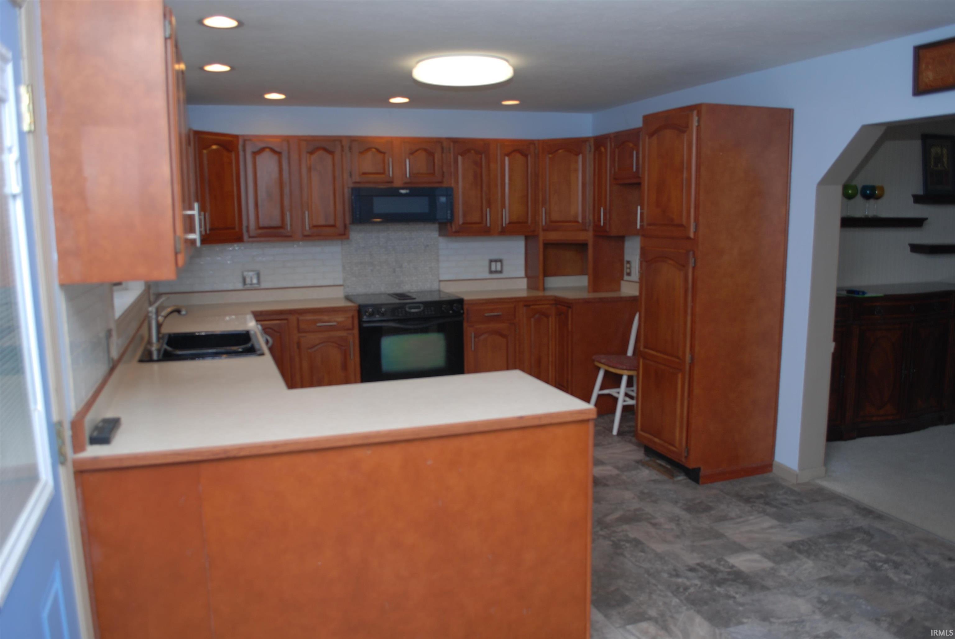 714 Pennsylvania Avenue Plymouth, IN 46563 - Photo 27 of 36