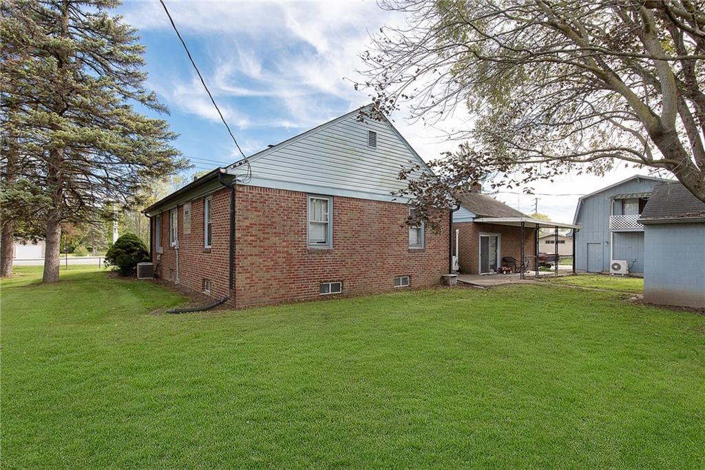 328 North Post Road Indianapolis, IN 46219 - Photo 26 of 33 Gallery Image 26