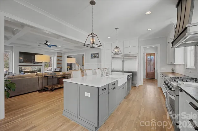 $2,425,000 | 4325 Tangle Drive, Charlotte, NC 28211