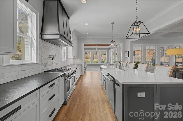 $2,425,000 | 4325 Tangle Drive, Charlotte, NC 28211