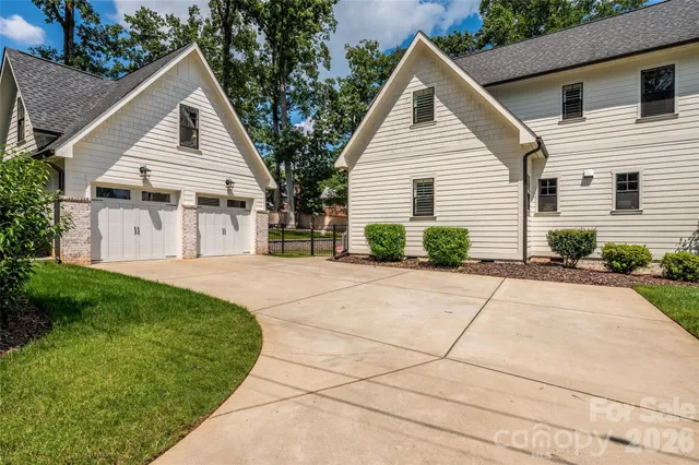 $2,425,000 | 4325 Tangle Drive, Charlotte, NC 28211