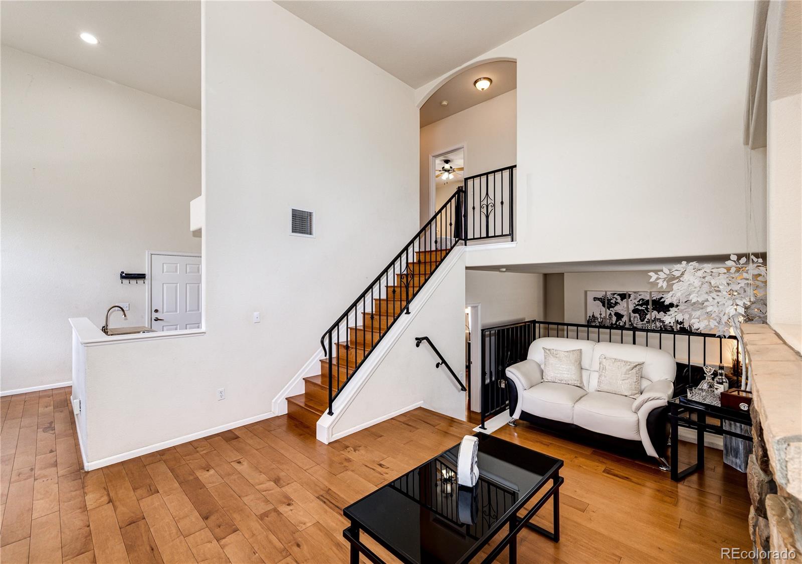 1375 South Chambers Road, Unit 101 Aurora, CO 80017 - Photo 8 of 26 Gallery Image 8