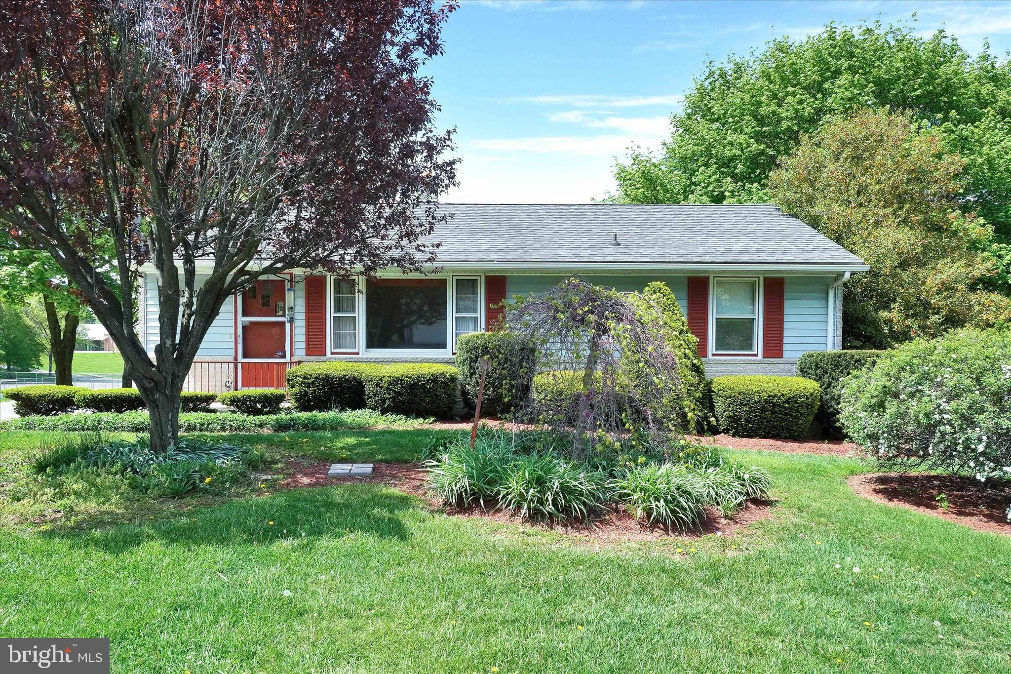 9350 East Springfield Road Seven Valleys, PA 17360 - Photo 1 of 18