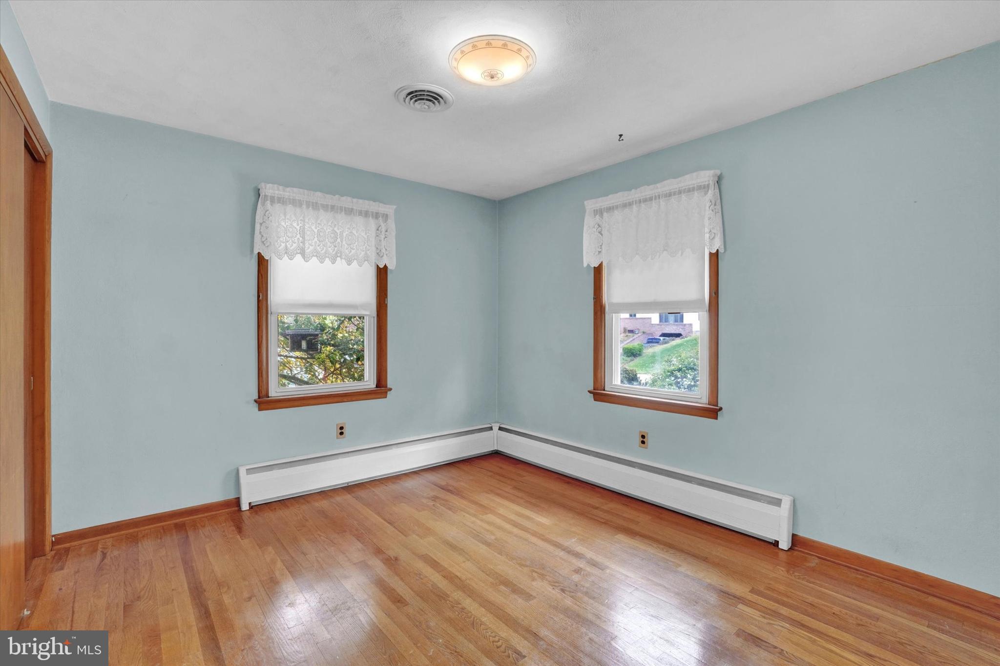 9350 East Springfield Road Seven Valleys, PA 17360 - Photo 7 of 18