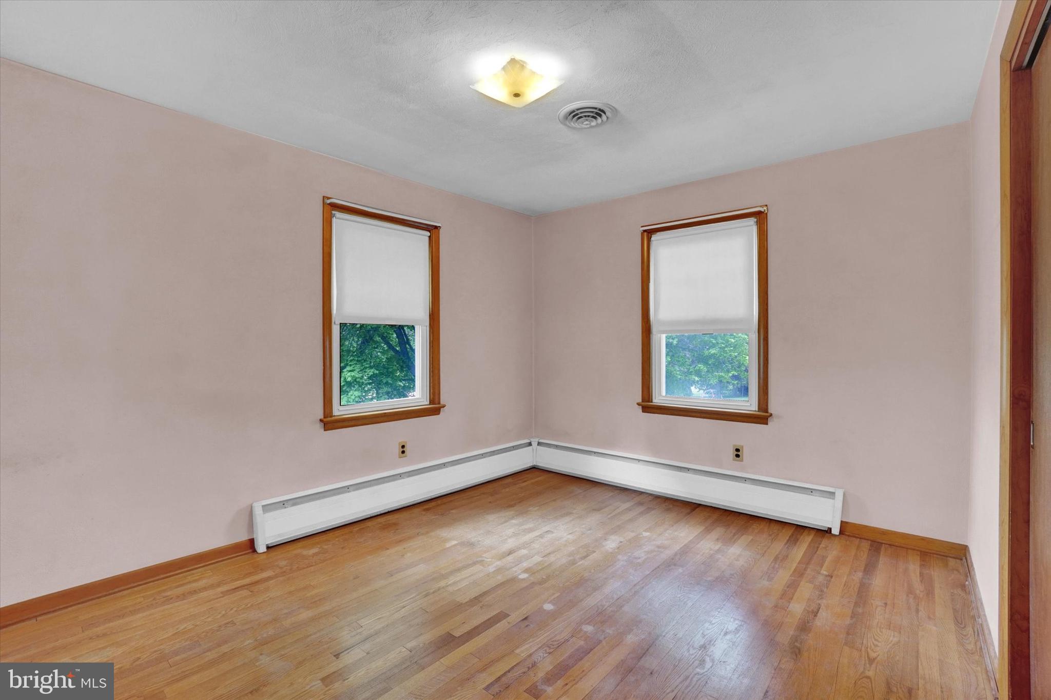 9350 East Springfield Road Seven Valleys, PA 17360 - Photo 8 of 18