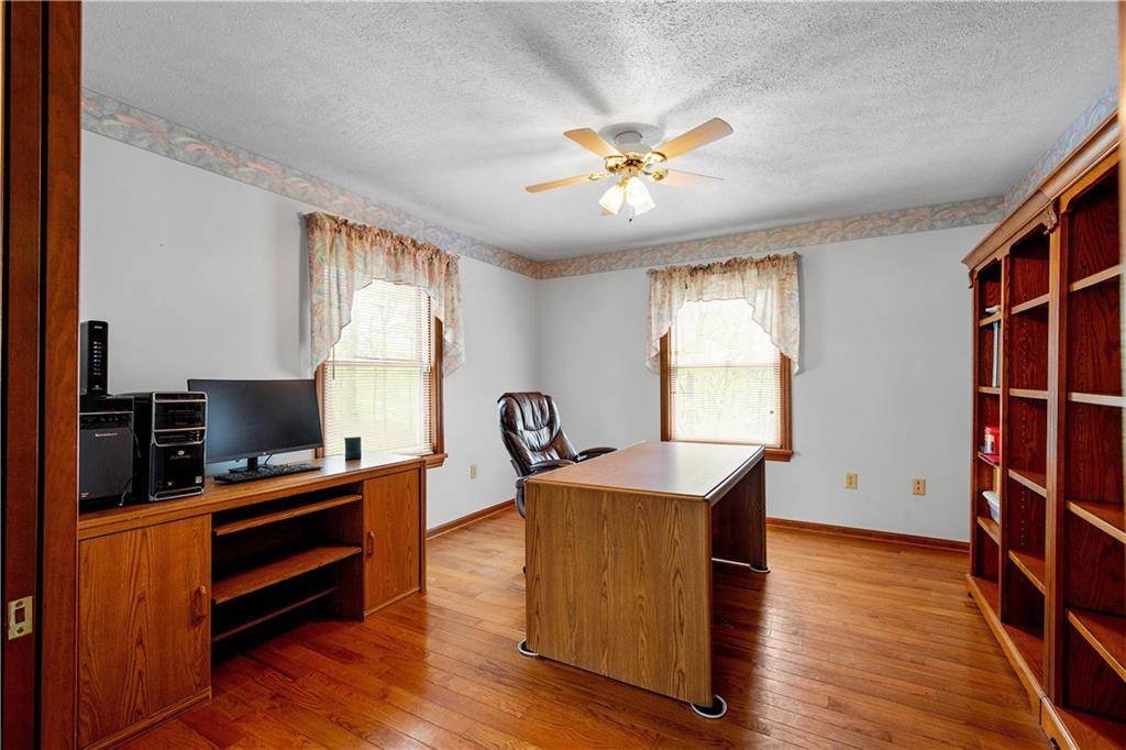 297 Alamae Lakes Road Washington, PA 15301 - Photo 6 of 43 Gallery Image 6