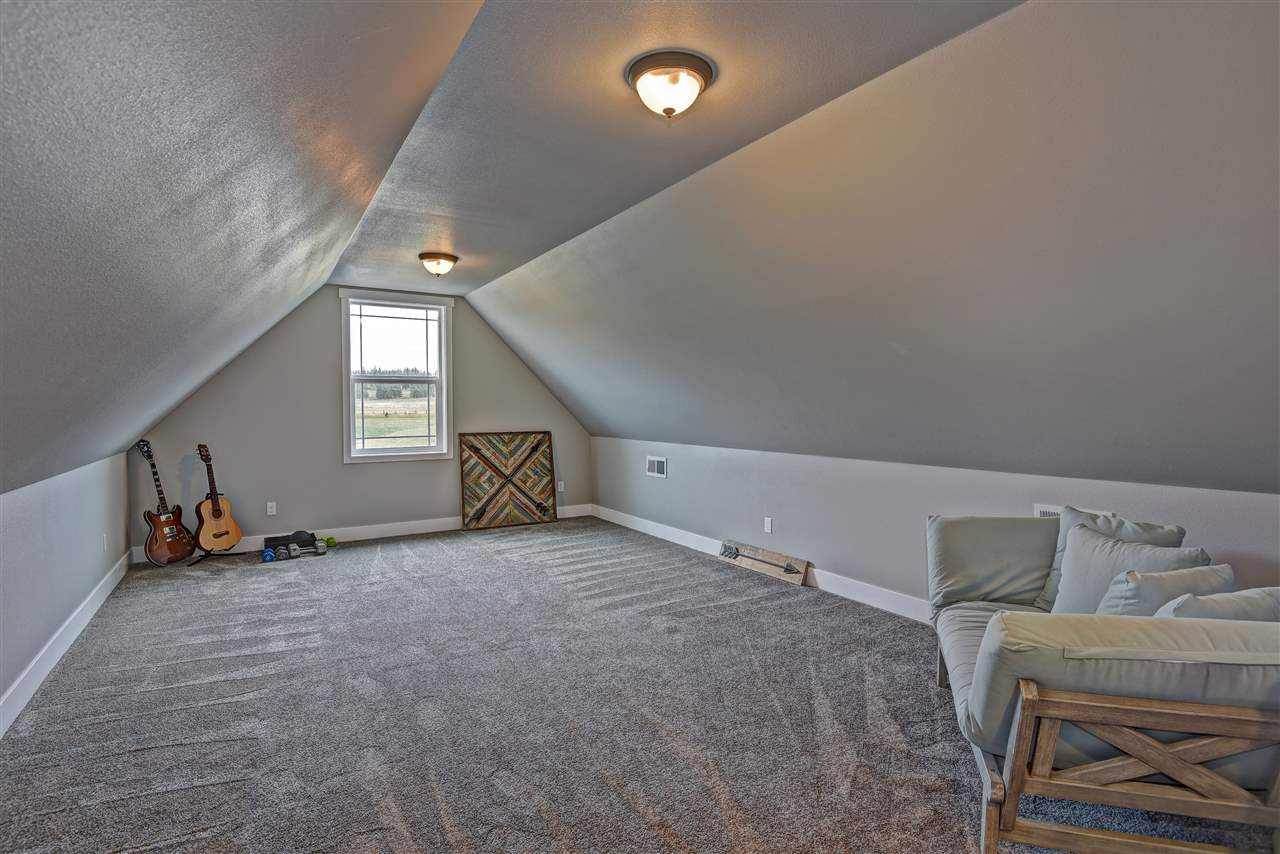 12312 East Nelson Road Elk, WA 99009 - Photo 8 of 20