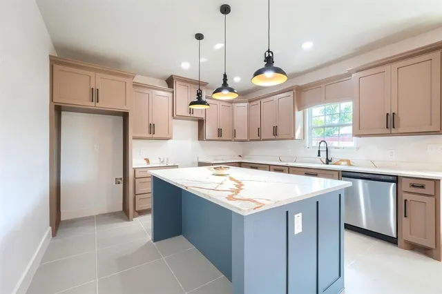 $475,000 | 3322 Collins Boulevard, Garland, TX 75044