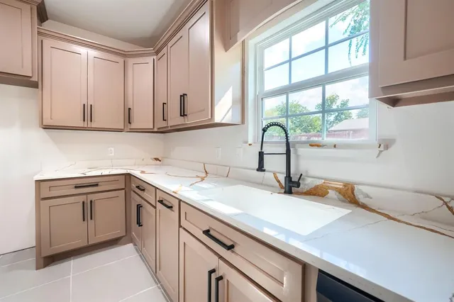 $475,000 | 3322 Collins Boulevard, Garland, TX 75044