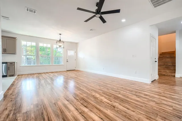 $475,000 | 3322 Collins Boulevard, Garland, TX 75044