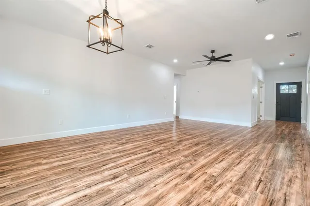 $475,000 | 3322 Collins Boulevard, Garland, TX 75044