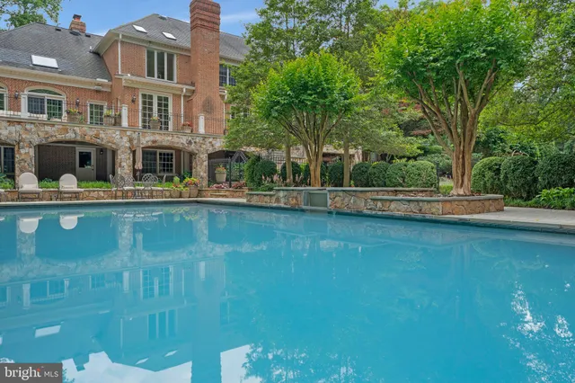 $4,400,000 | 8014 Greenwich Woods Drive, McLean, VA 22102