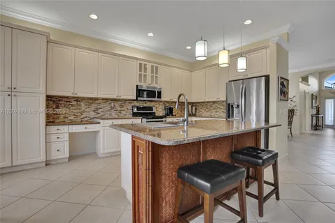 $550,000 | 8257 La Jolla Vista Lane, Lake Worth, FL 33467