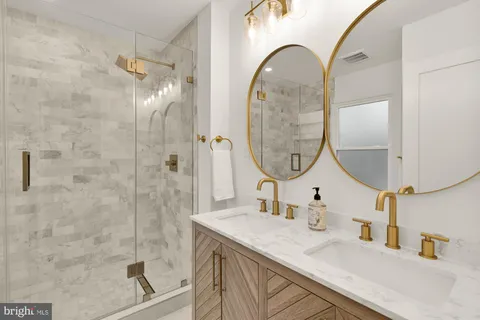 $675,000 | 9532 Burdett Road, Burke, VA 22015