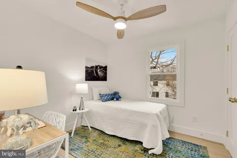 $675,000 | 9532 Burdett Road, Burke, VA 22015