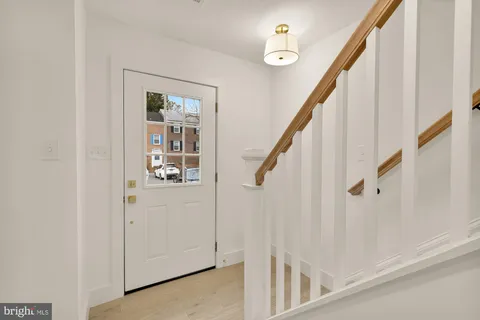 $675,000 | 9532 Burdett Road, Burke, VA 22015