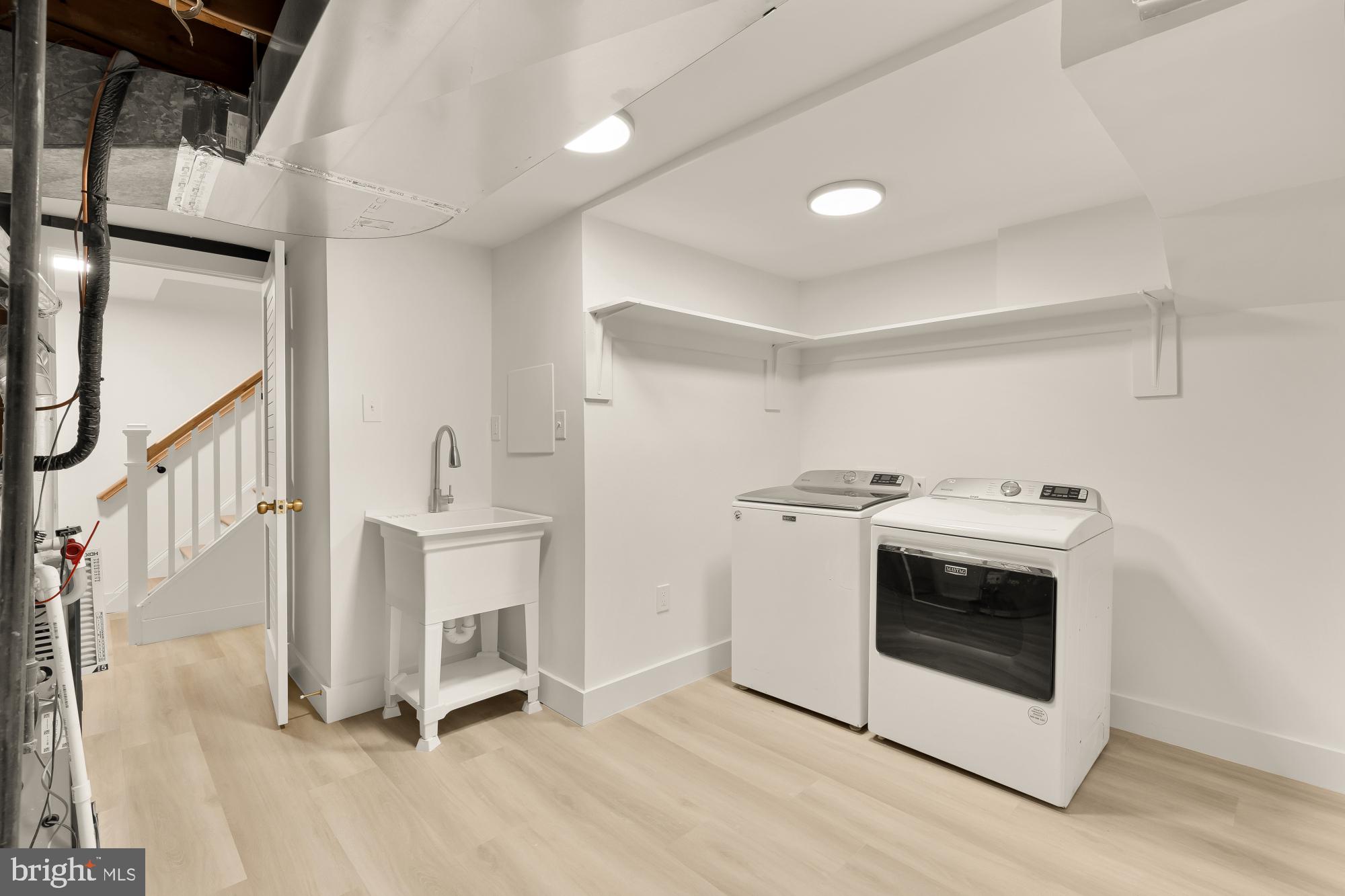 9532 Burdett Road Burke, VA 22015 - Photo 32 of 35