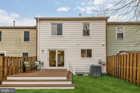 $675,000 | 9532 Burdett Road, Burke, VA 22015