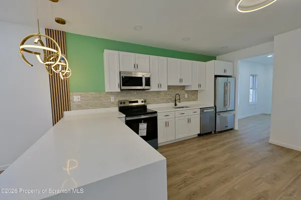 $295,000 | 318 West Main Street, Plymouth, PA 18651