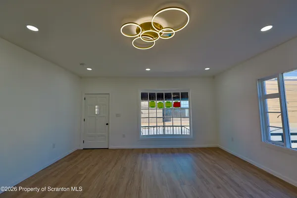 $295,000 | 318 West Main Street, Plymouth, PA 18651