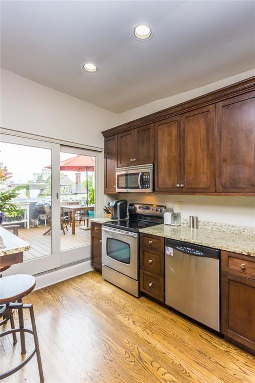 5922 Howe Street, Unit 304 Pittsburgh, PA 15232 - Photo 6 of 22 Gallery Image 6
