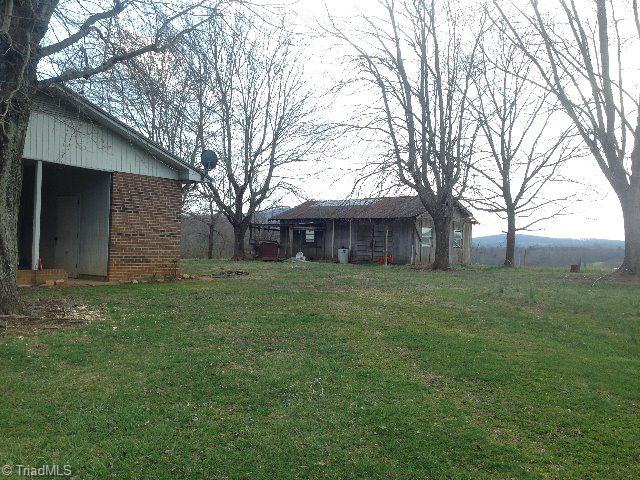 3435 South Center Church Road Thurmond, NC 28683 - Photo 2 of 10 Workshop