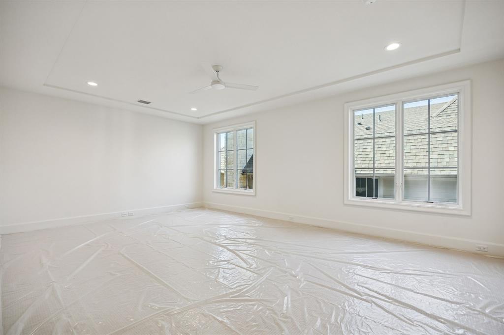 9514 Still Crk Road Dallas, TX 75238 - Photo 26 of 35 Gallery Image 26