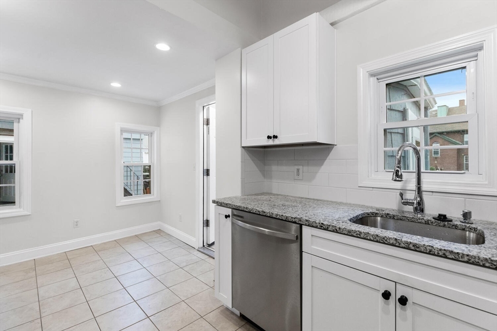 42 Middle Street, Unit 42 Gloucester, MA 01930 - Photo 12 of 21
