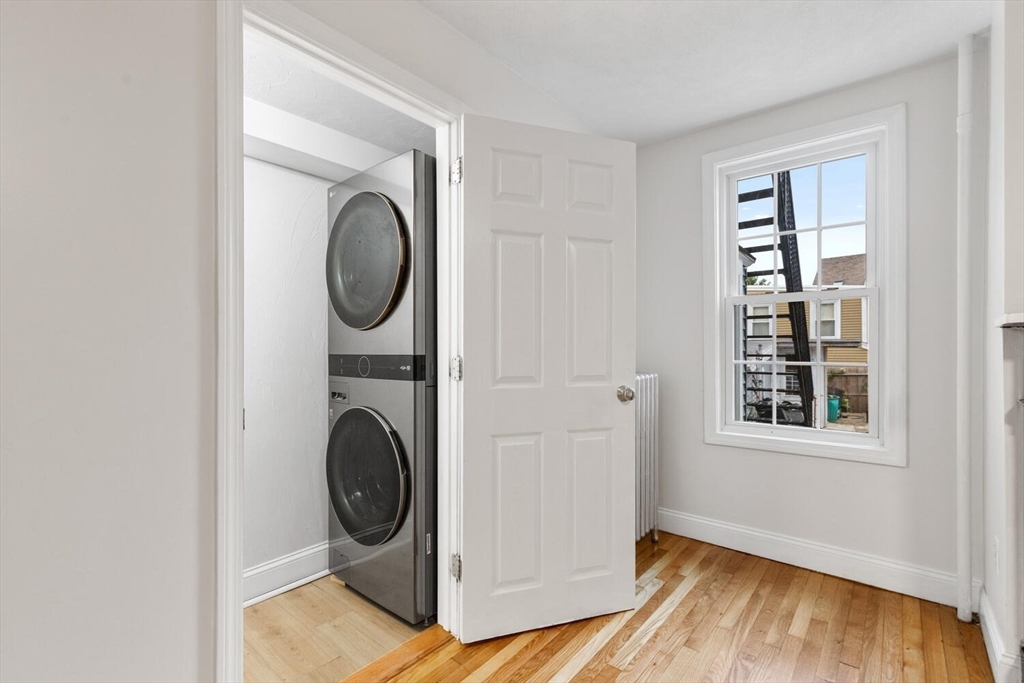 42 Middle Street, Unit 42 Gloucester, MA 01930 - Photo 13 of 21