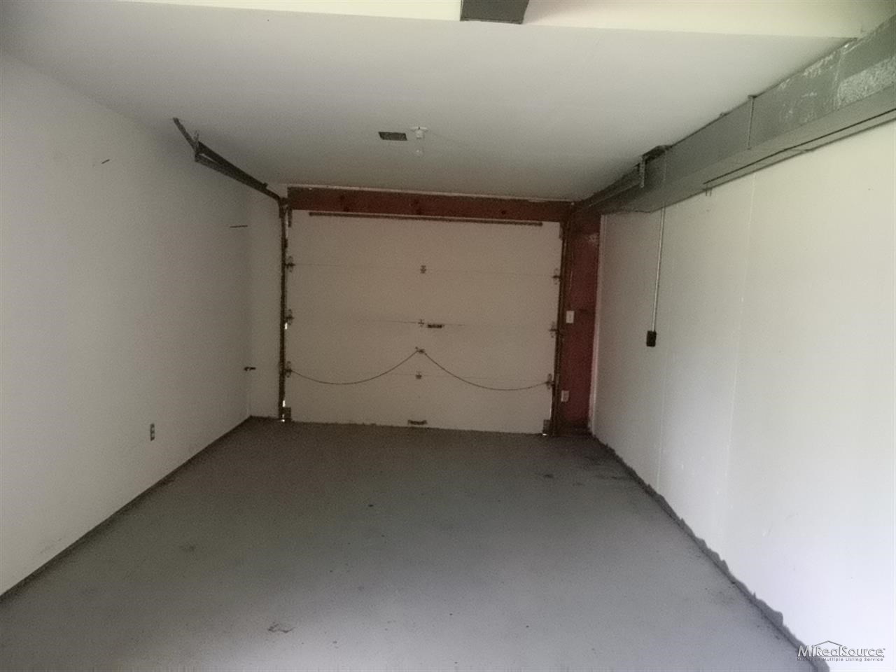 7450 Clement Road Clarkston, MI 48346 - Photo 9 of 12 LL 2ND GARAGE