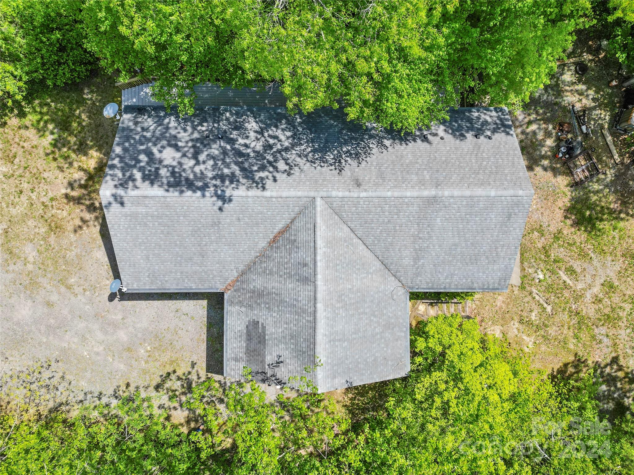 10 Bailey Ridge Road Black Mountain, NC 28711 - Photo 9 of 44 an aerial view of a house with a yard and large tree